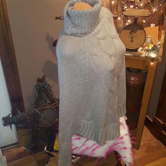 Bebe mohair oversized sweater poncho S NWOT - Picture 4 of 7